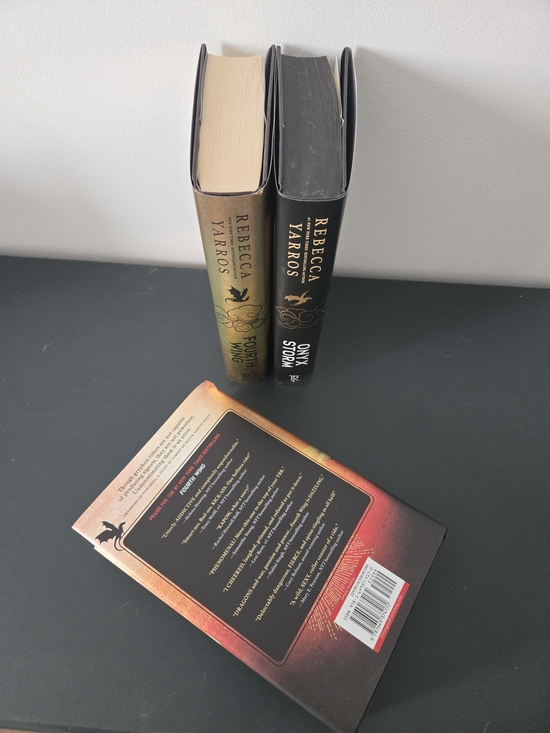 Rebecca Yarros The Empyrean series - Trilogy Books (hard Cover) - Picture 6 of 11